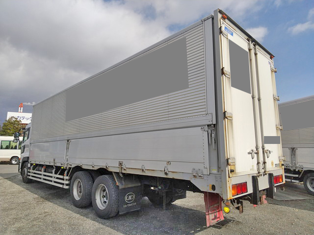 UDトラックスクオンアルミウイング大型（10t）[写真03]