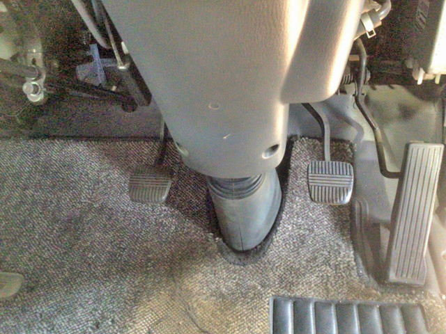 日産アトラス平ボディ小型（2t・3t）[写真31]