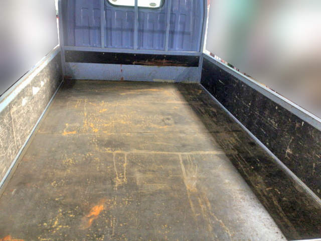 日産アトラス平ボディ小型（2t・3t）[写真07]