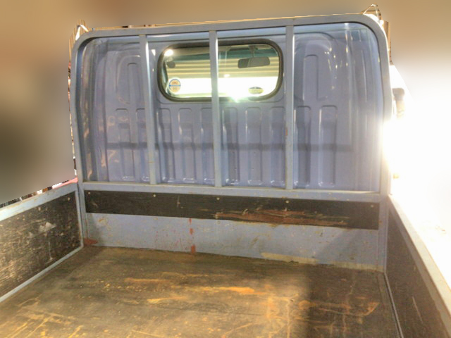 日産アトラス平ボディ小型（2t・3t）[写真09]