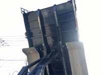 UDトラックスビッグサムダンプ大型（10t）[写真14]