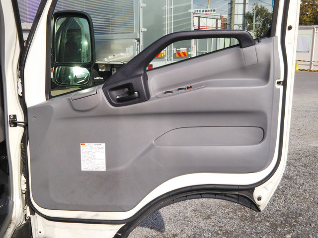 トヨタダイナアルミバン小型（2t・3t）[写真30]