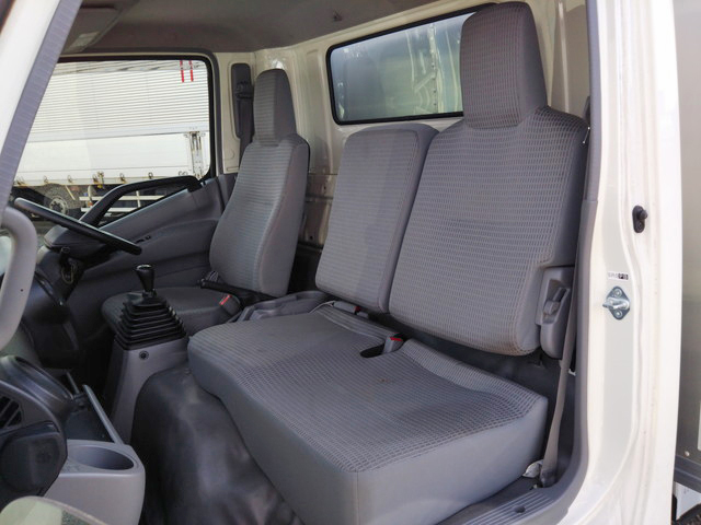 トヨタダイナアルミバン小型（2t・3t）[写真32]