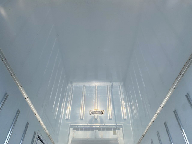 三菱ふそうキャンター冷凍車（冷蔵車）小型（2t・3t）[写真15]