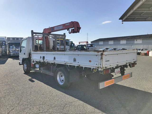 マツダタイタンクレーン3段小型（2t・3t）[写真04]