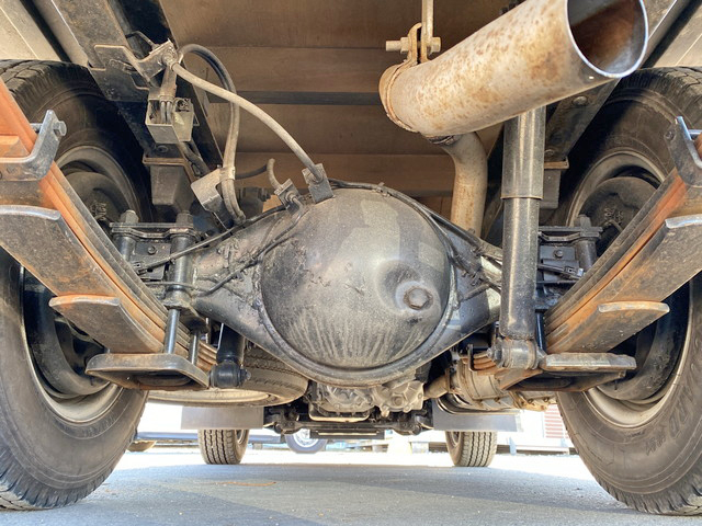 いすゞエルフ平ボディ小型（2t・3t）[写真22]