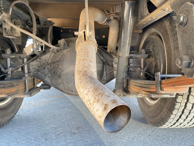 いすゞエルフ平ボディ小型（2t・3t）[写真23]