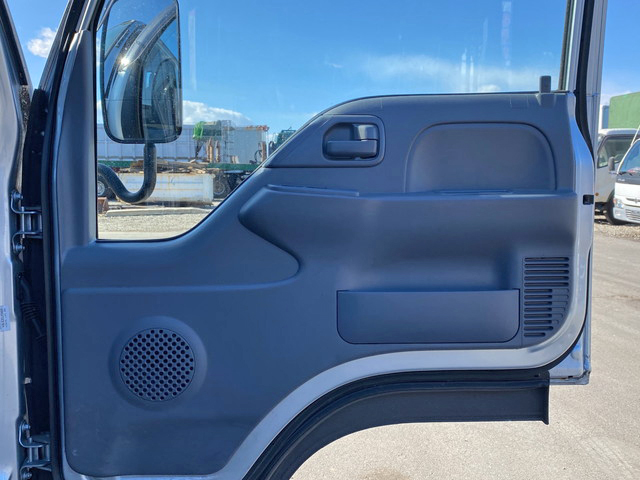 いすゞエルフ平ボディ小型（2t・3t）[写真29]