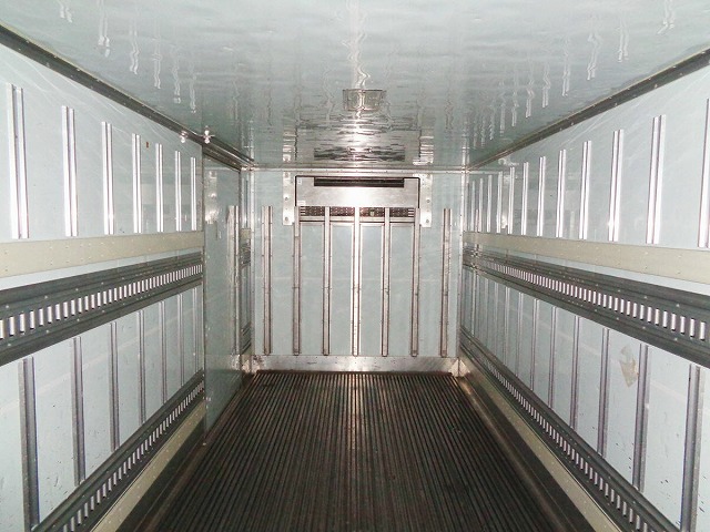 日野レンジャー冷凍車（冷蔵車）中型（4t）[写真10]