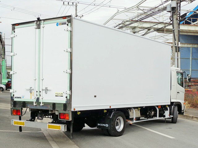 日野レンジャー冷凍車（冷蔵車）中型（4t）[写真02]