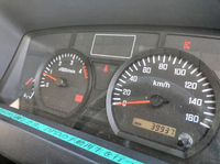 いすゞエルフクレーン4段小型（2t・3t）[写真17]