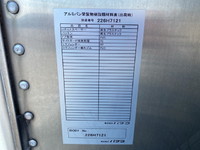 いすゞエルフアルミバン小型（2t・3t）[写真17]