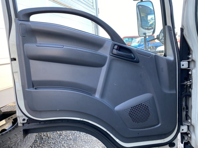 いすゞエルフアルミバン小型（2t・3t）[写真29]