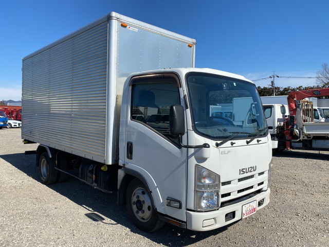 いすゞエルフアルミバン小型（2t・3t）[写真03]