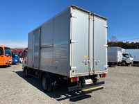 いすゞエルフアルミバン小型（2t・3t）[写真04]