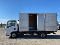 いすゞエルフアルミバン小型（2t・3t）[写真06]