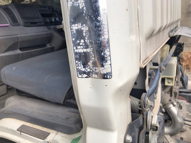 三菱ふそうキャンターダンプ小型（2t・3t）[写真18]