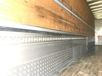 UDトラックスクオンアルミウイング大型（10t）[写真11]