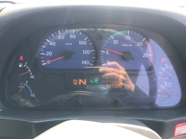 UDトラックスクオンアルミウイング大型（10t）[写真33]