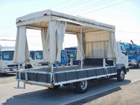 三菱ふそうファイター幌車中型（4t）[写真12]