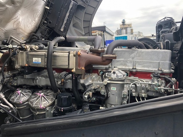 日野プロフィアトレーラーヘッド（トラクターヘッド）大型（10t）[写真17]