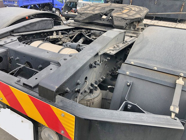 日野プロフィアトレーラーヘッド（トラクターヘッド）大型（10t）[写真09]