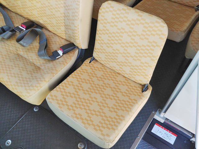 三菱ふそうローザマイクロバス[写真16]