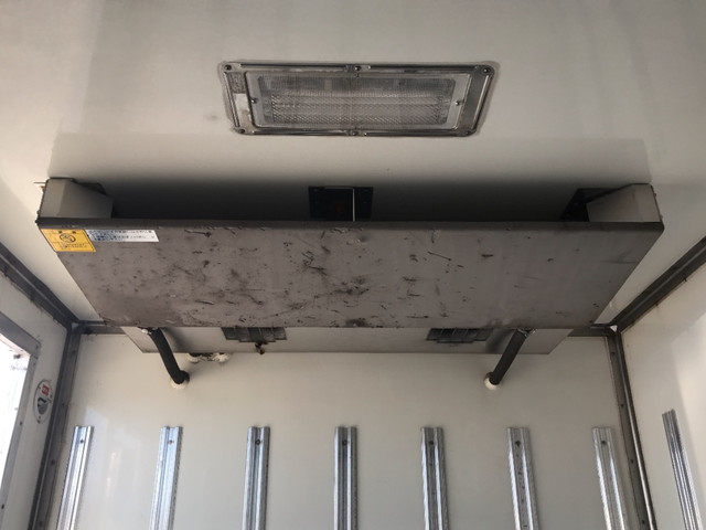 三菱ふそうキャンター冷凍車（冷蔵車）小型（2t・3t）[写真16]