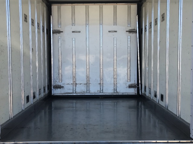 三菱ふそうキャンター冷凍車（冷蔵車）小型（2t・3t）[写真17]