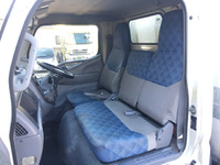 三菱ふそうキャンター冷凍車（冷蔵車）小型（2t・3t）[写真29]