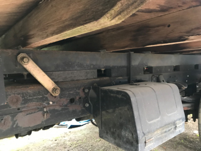 いすゞエルフクレーン4段小型（2t・3t）[写真13]