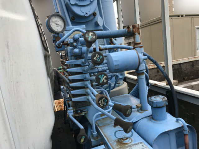 いすゞエルフクレーン4段小型（2t・3t）[写真07]