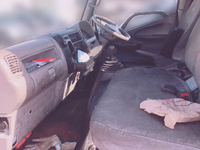 トヨタトヨエース平ボディ小型（2t・3t）[写真23]