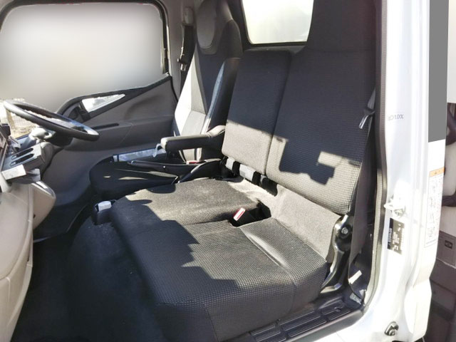 三菱ふそうキャンター冷凍車（冷蔵車）小型（2t・3t）[写真26]