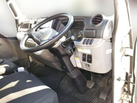 三菱ふそうキャンター冷凍車（冷蔵車）小型（2t・3t）[写真30]