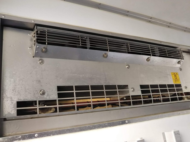 三菱ふそうキャンター冷凍車（冷蔵車）小型（2t・3t）[写真09]