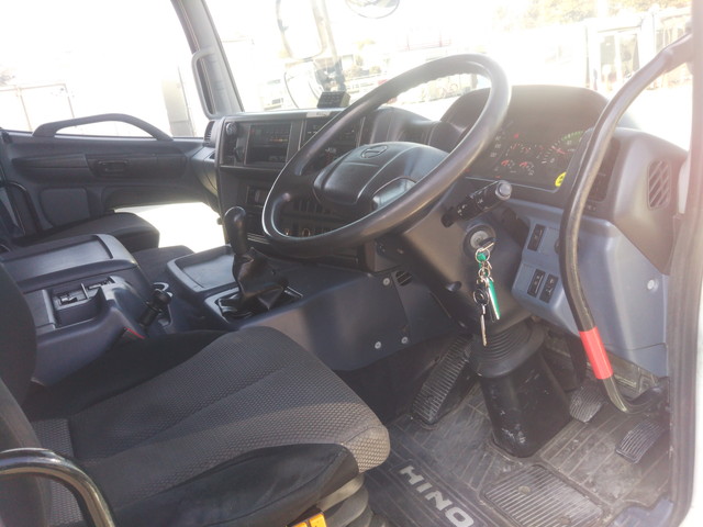 日野プロフィア冷凍車（冷蔵車）大型（10t）[写真31]