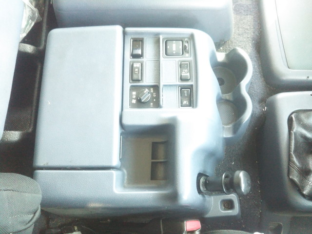 日野プロフィア冷凍車（冷蔵車）大型（10t）[写真36]