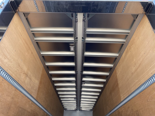 日野プロフィアアルミウイング大型（10t）[写真13]