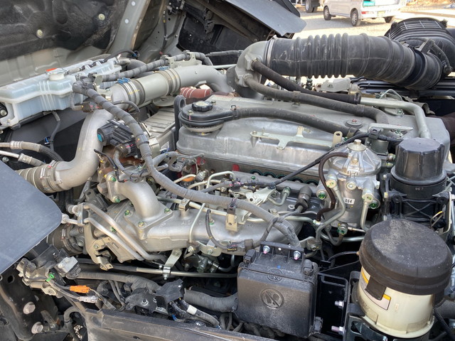 日野プロフィアアルミウイング大型（10t）[写真24]