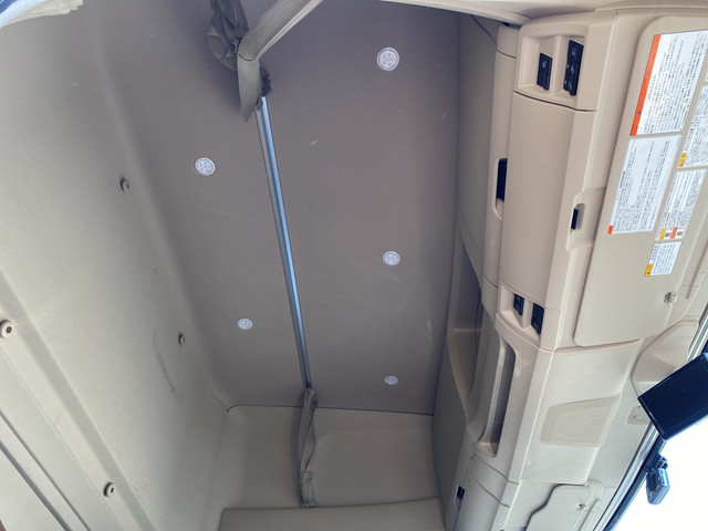 日野プロフィアアルミウイング大型（10t）[写真30]