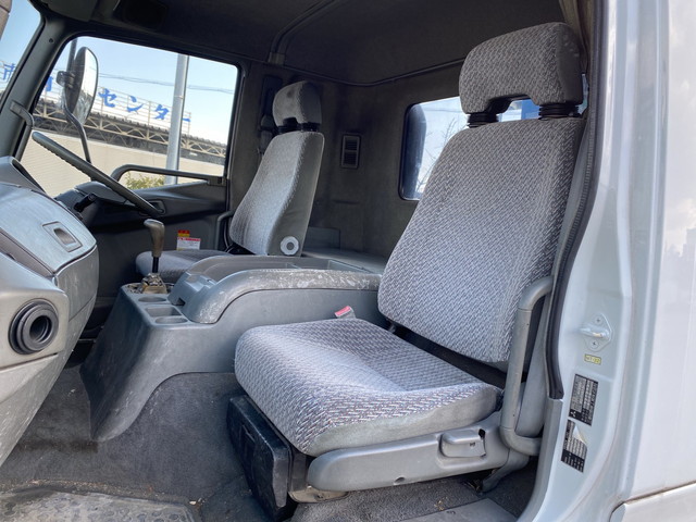 三菱ふそうファイタークレーン3段中型（4t）[写真26]