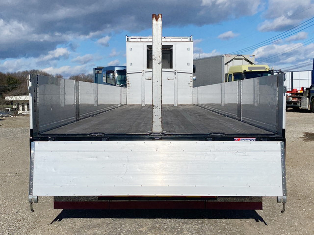 日野プロフィアアルミブロック大型（10t）[写真09]