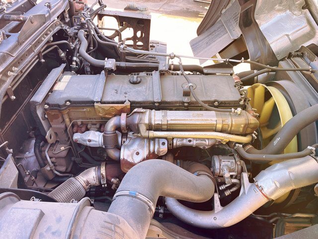 三菱ふそうその他の車種トレーラーヘッド（トラクターヘッド）大型（10t）[写真24]