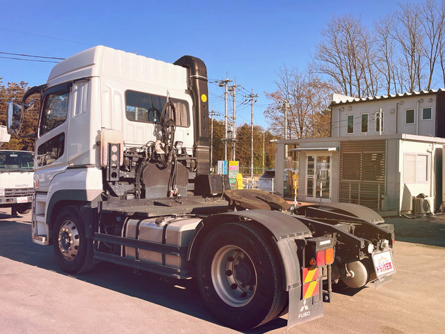 三菱ふそうその他の車種トレーラーヘッド（トラクターヘッド）大型（10t）[写真04]