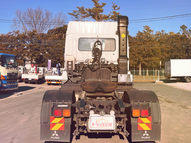 三菱ふそうその他の車種トレーラーヘッド（トラクターヘッド）大型（10t）[写真09]