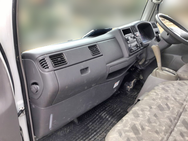 マツダタイタンダッシュ平ボディ小型（2t・3t）[写真16]