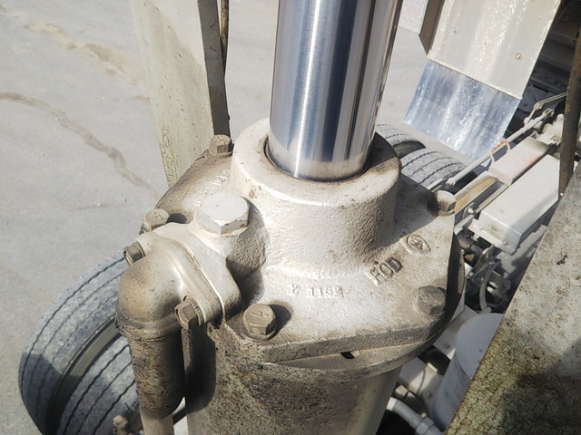 三菱ふそうスーパーグレート深ダンプ（土砂禁ダンプ）大型（10t）[写真20]