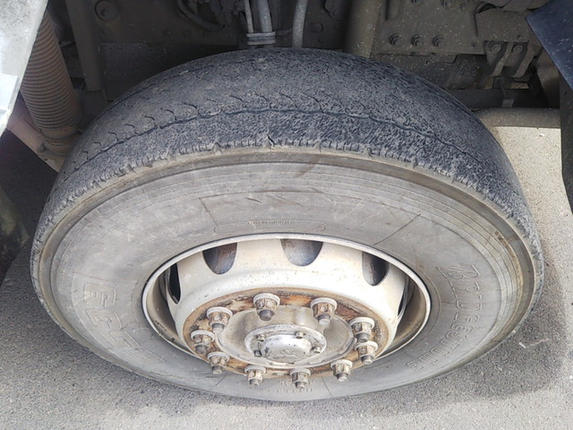 三菱ふそうスーパーグレート深ダンプ（土砂禁ダンプ）大型（10t）[写真27]