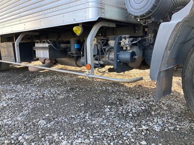 日野レンジャーアルミバン中型（4t）[写真07]